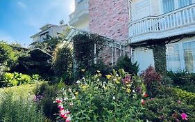 La Roza Dalat Boutique Hotel